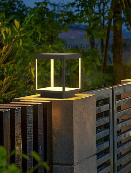Modern gate 2025 pillar lights